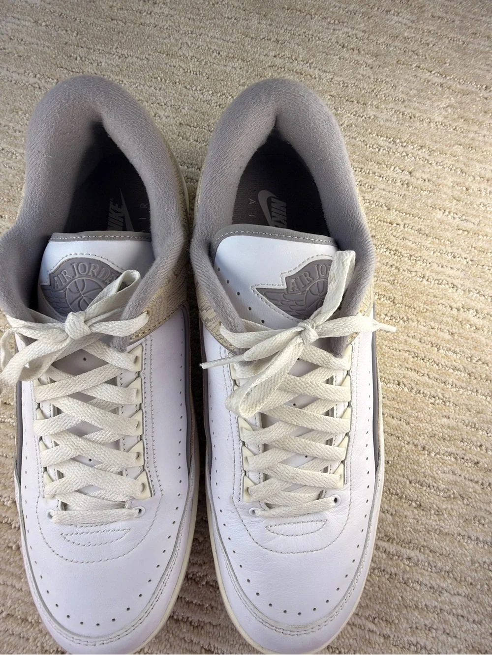 Nike Air Jordan 2 Retro Low 